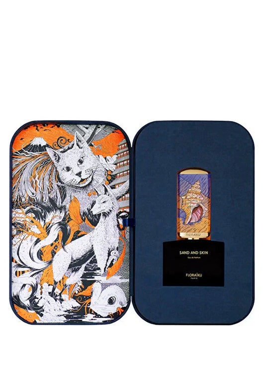 floraiku-my-love-has-the-color-of-the-night-unisex-parfum-01 IMAGE