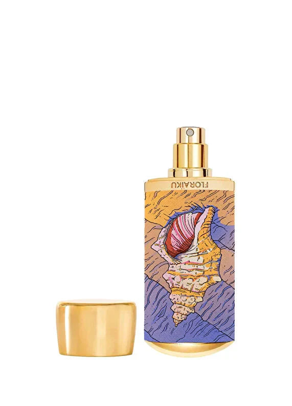 floraiku-my-love-has-the-color-of-the-night-unisex-parfum-04 IMAGE