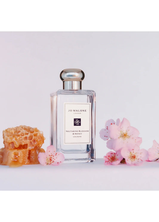 jo-malone-london-nectarine-blossom-honey-cologne-100ml-01042-02 image