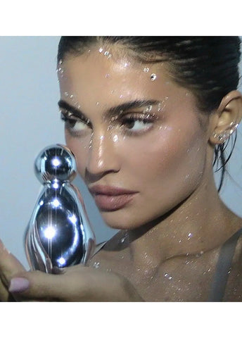 kylie-jenner-cosmic-20-edp-50-ml-kadin-parfum-01726-05 image