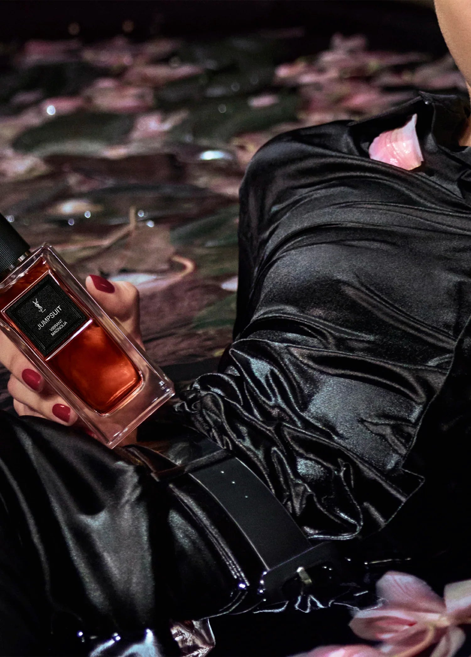 yves-saint-laurent-le-vestiaire-des-parfums-jumpsuit-02621-07 image