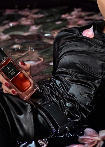 yves-saint-laurent-le-vestiaire-des-parfums-jumpsuit-02621-07 image