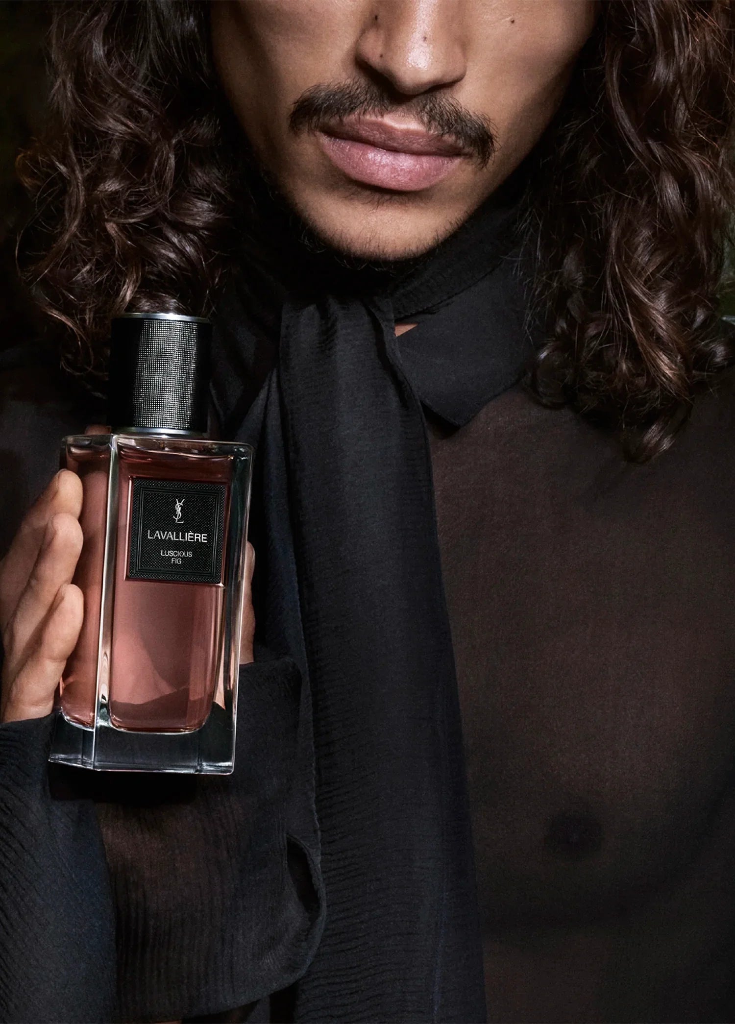 yves-saint-laurent-le-vestiaire-des-parfums-lavalliere-02919-07 image
