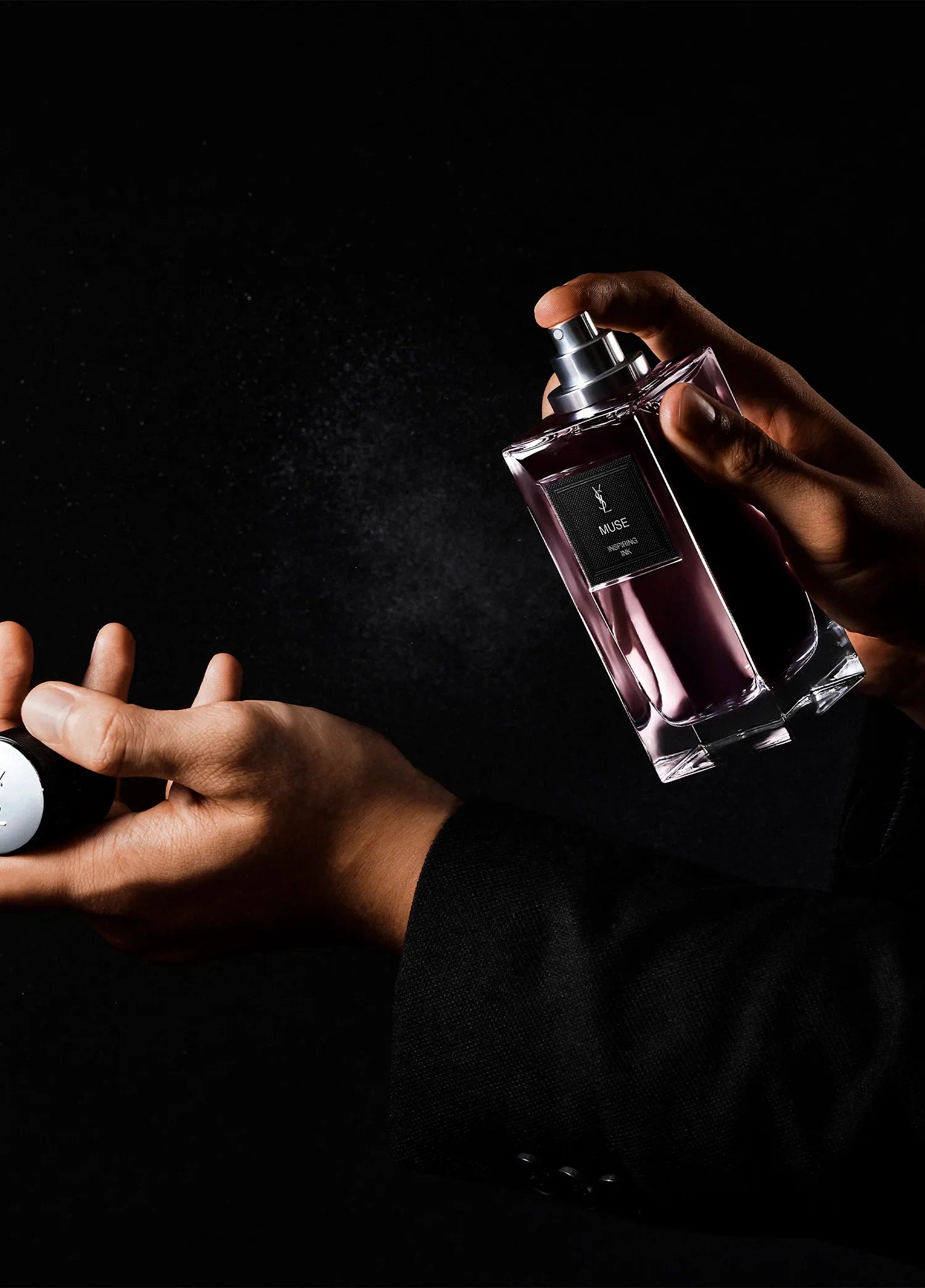 yves-saint-laurent-le-vestiaire-des-parfums-muse-02001-06 image