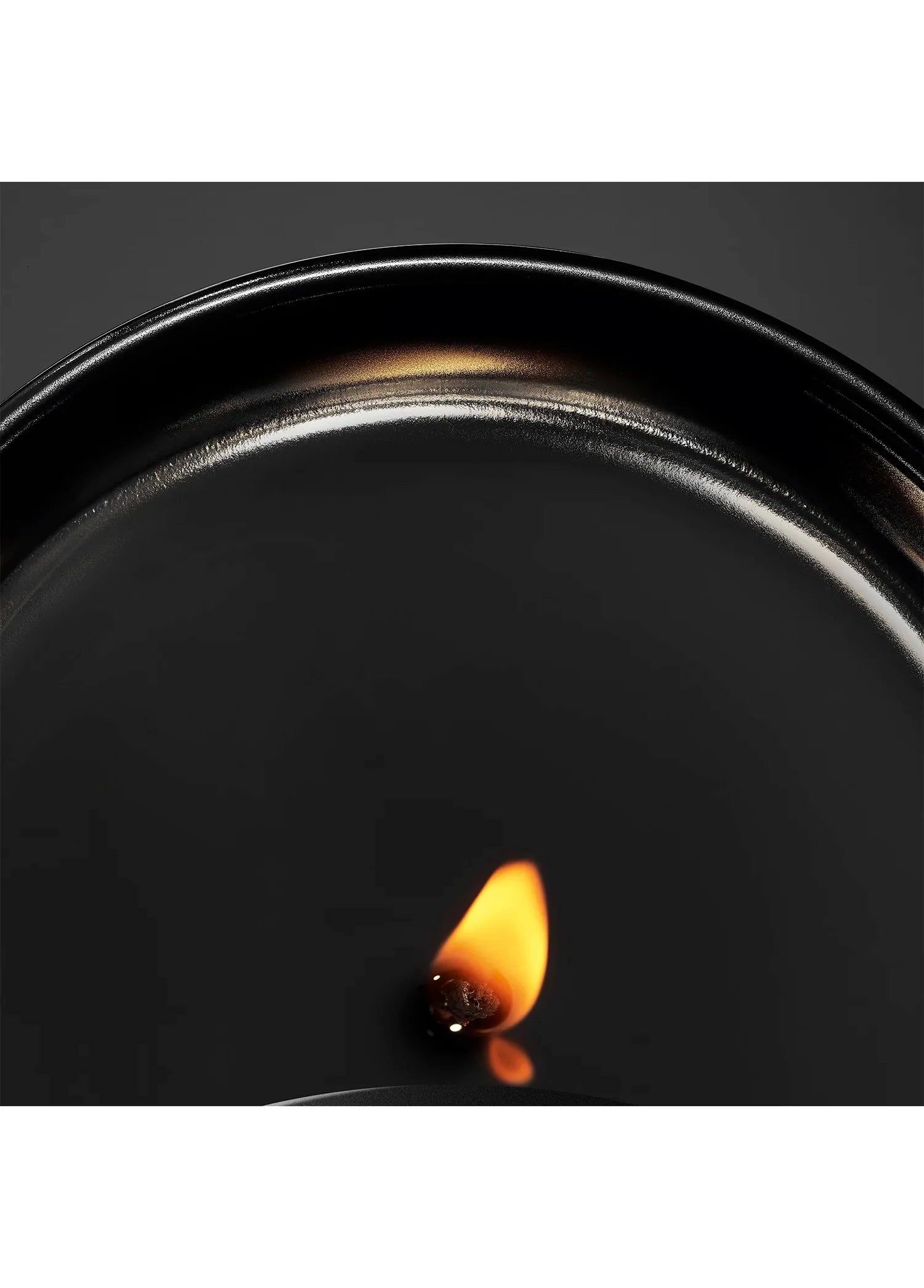 yves-saint-laurent-le-vestiaire-des-parfums-rue-de-luniversite-mum-03287-04 image